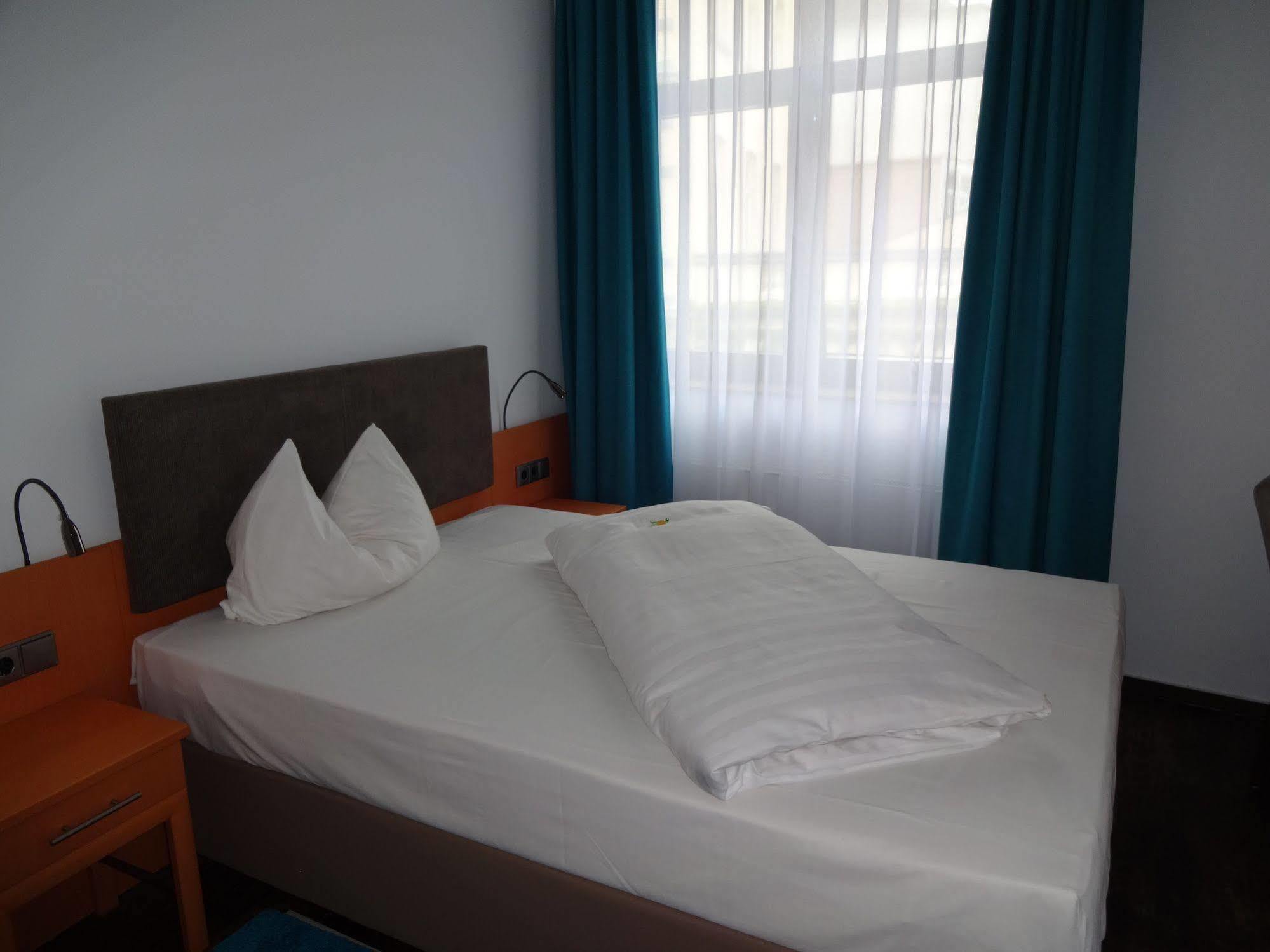 זיגבורג Koncept Hotel Benedikt מראה חיצוני תמונה
