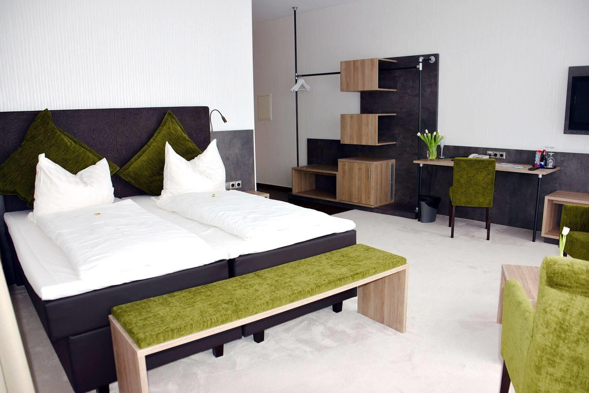 זיגבורג Koncept Hotel Benedikt מראה חיצוני תמונה