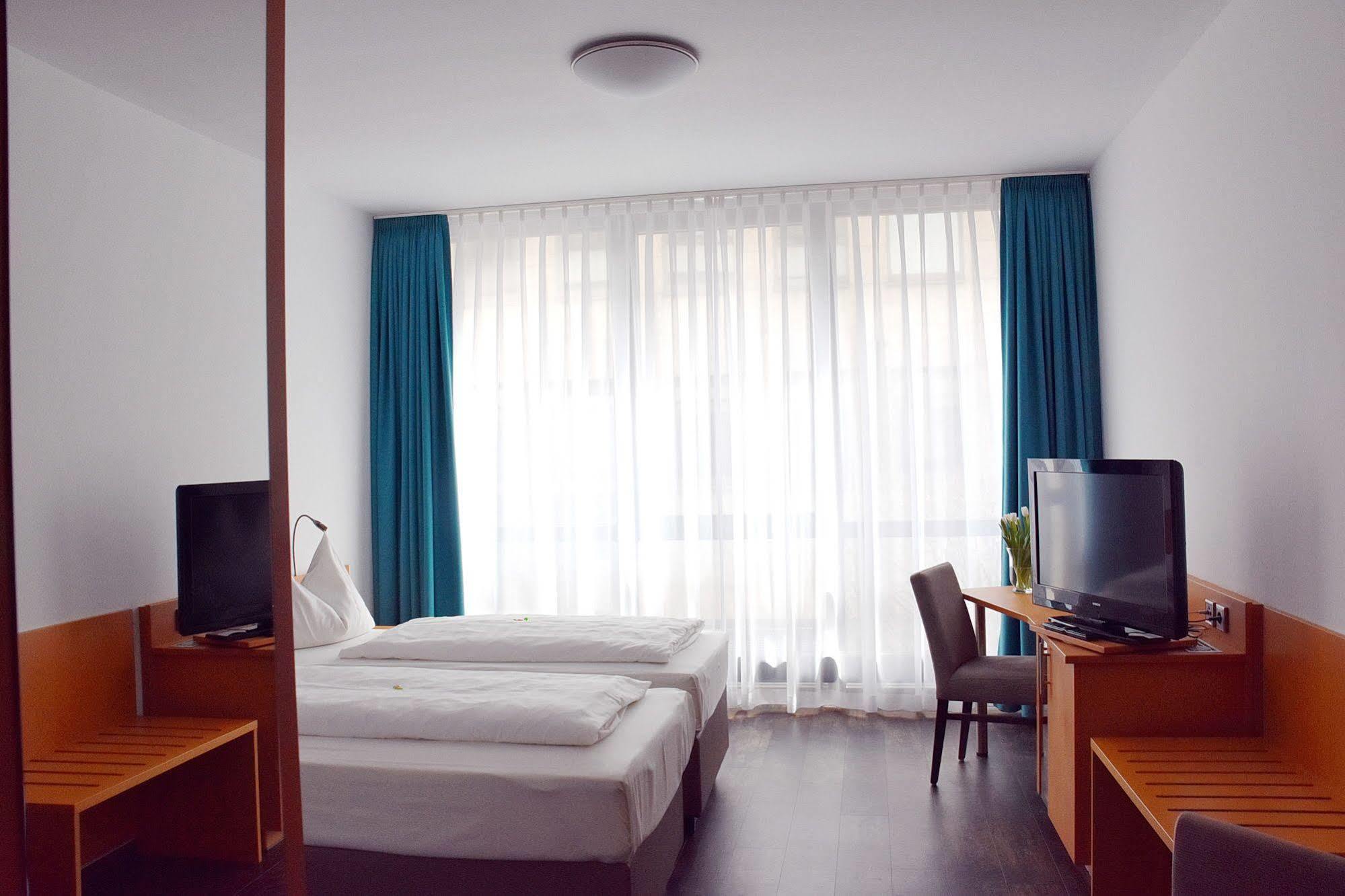 זיגבורג Koncept Hotel Benedikt מראה חיצוני תמונה